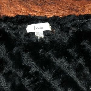 FOLIO Women’s Rabbit Fur Shawl